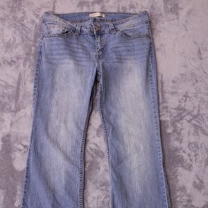 Lightwash Bootcut Denim Jeans
